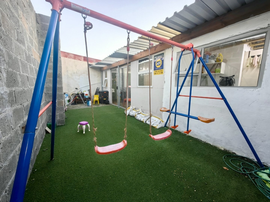 3 Bedroom Property for Sale in Steenberg Western Cape